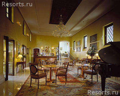 Four Seasons Hotel Istanbul 9